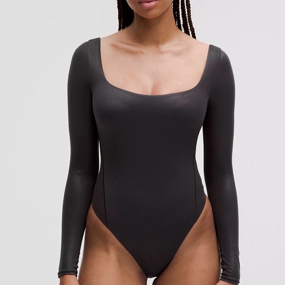 Wundermost Ultra-Soft Nulu Square-Neck Long-Sleeve Bodysuit
Shine Size S - Picture 9 of 9